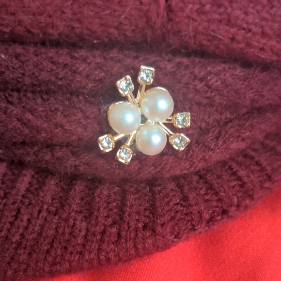 Burgundy Knit Fur Hat with Faux Pearl Accent - Picture 1 of 5
